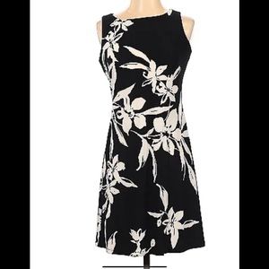 American Living Sleeveless - slip on black & cream dress